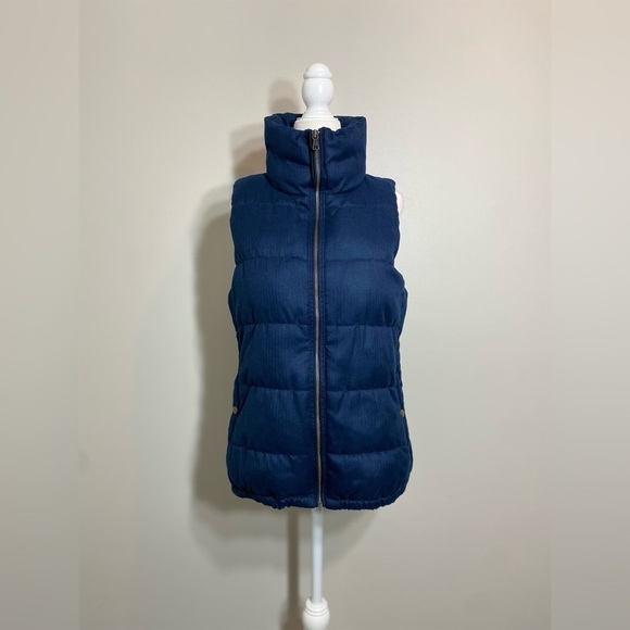 Small Old Navy Heavy Blue Zip Up Vest w/ Pockets - Picture 2 of 9